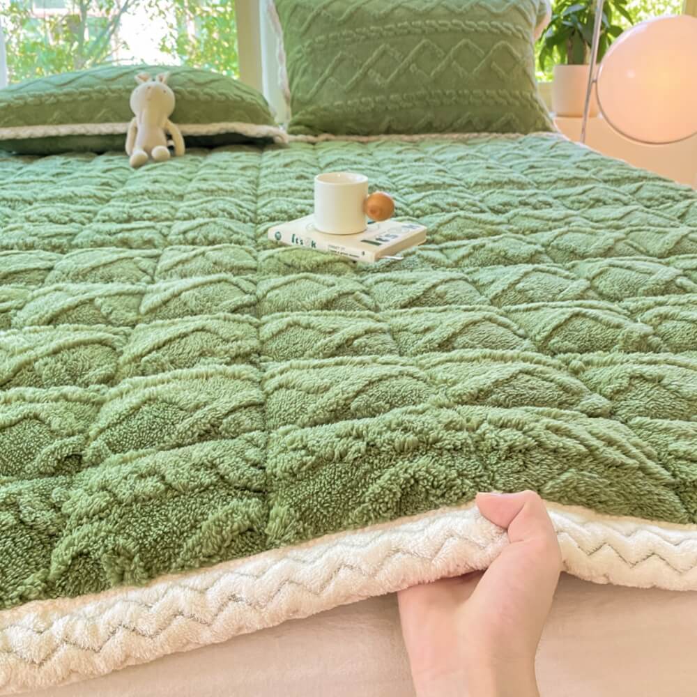 Twisted Jacquard Plush Thick Comfortable Non-Slip Mattress Topper - Image 7