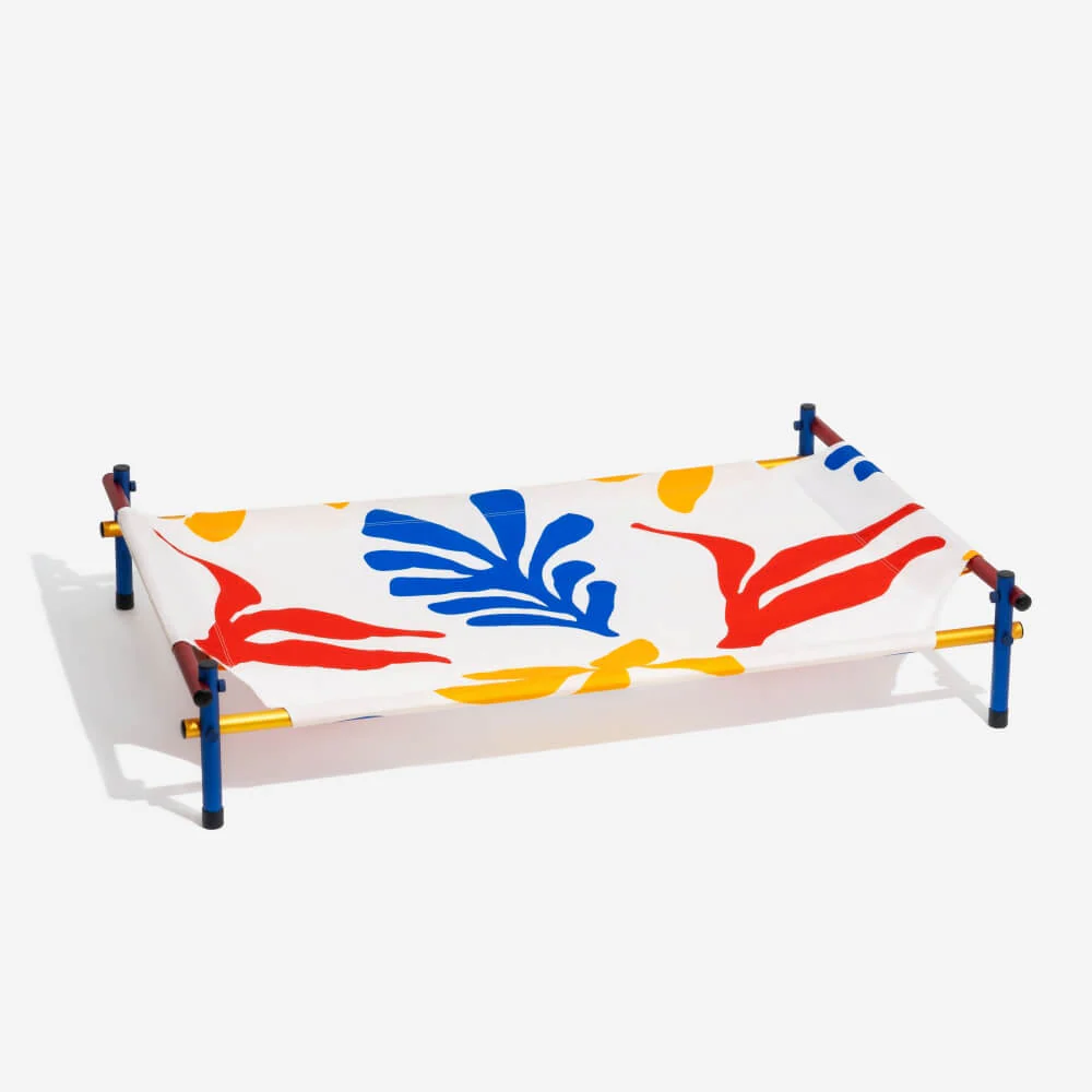 Vibrant Summer Print Style Aluminium Elevated Dog Bed - Summer Paradise - Image 6