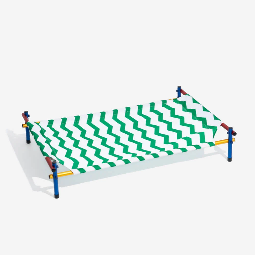 Vibrant Summer Print Style Aluminium Elevated Dog Bed - Summer Paradise - Image 9