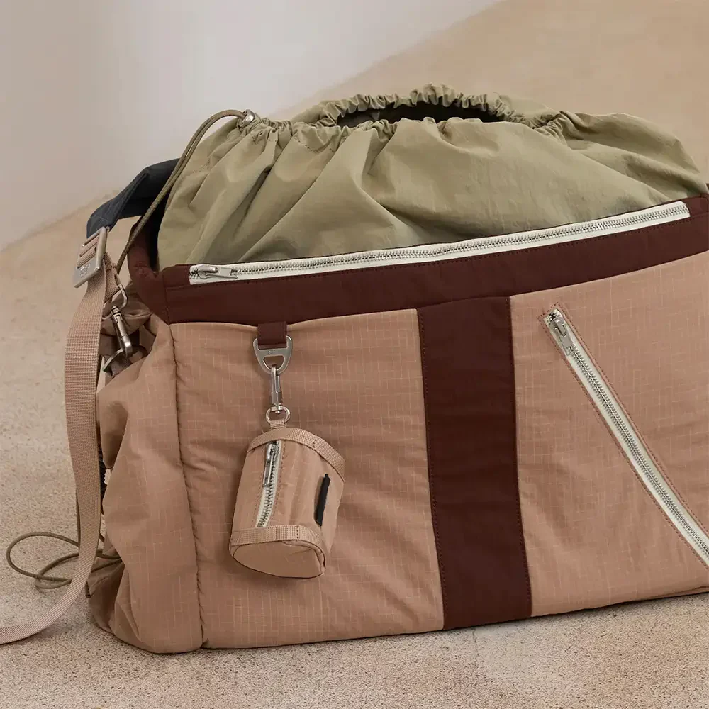 Vintage Breezy Outdoor Waterproof Large-Capacity Travel Pet Carrier Bag - Image 5