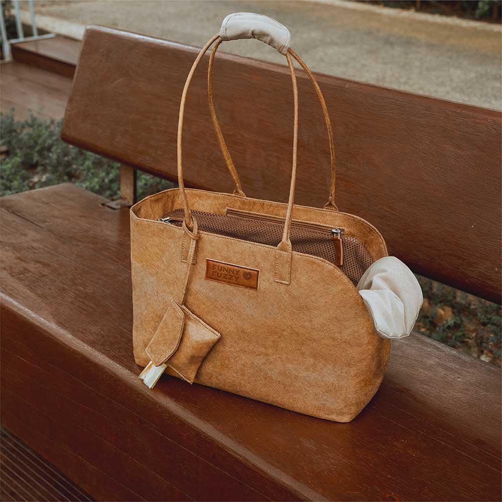 Vogue Eco-friendly Dupont Waterproof Pet Carrier - City Roamer - Image 23