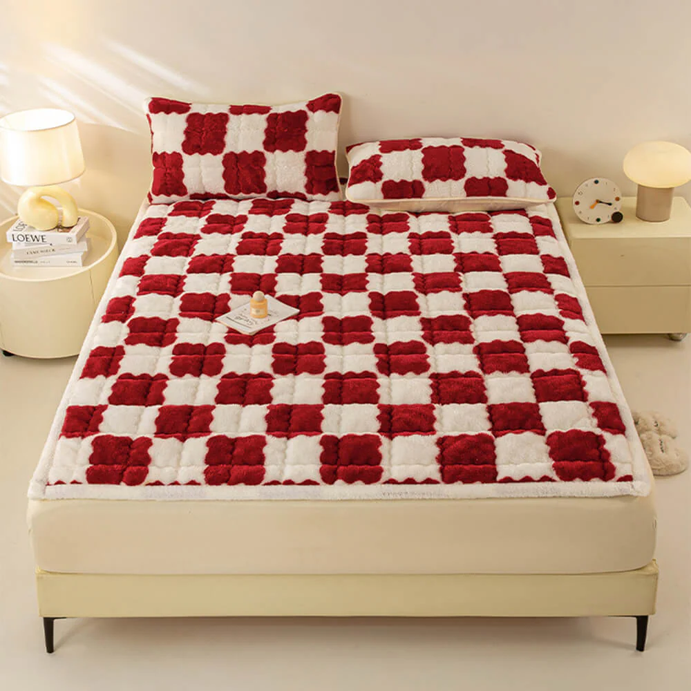 Warm Chequerboard Plush Mattress Topper and Pillowcase - Image 11
